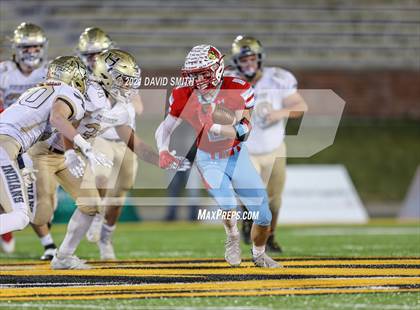 Thumbnail 2 in Holt vs. Webb City - MSHSAA Class 5 Show-Me Bowl photogallery.