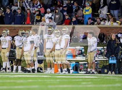 Thumbnail 3 in Holt vs. Webb City - MSHSAA Class 5 Show-Me Bowl photogallery.
