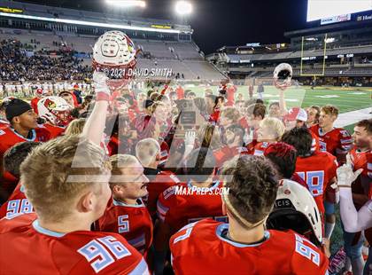 Thumbnail 1 in Holt vs. Webb City - MSHSAA Class 5 Show-Me Bowl photogallery.