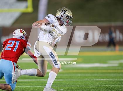 Thumbnail 1 in Holt vs. Webb City - MSHSAA Class 5 Show-Me Bowl photogallery.