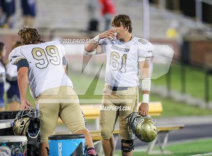 Thumbnail 1 in Holt vs. Webb City - MSHSAA Class 5 Show-Me Bowl photogallery.