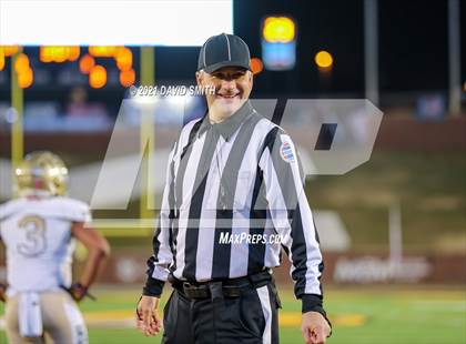 Thumbnail 3 in Holt vs. Webb City - MSHSAA Class 5 Show-Me Bowl photogallery.