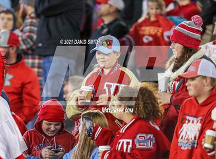 Thumbnail 1 in Holt vs. Webb City - MSHSAA Class 5 Show-Me Bowl photogallery.