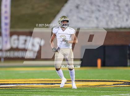 Thumbnail 2 in Holt vs. Webb City - MSHSAA Class 5 Show-Me Bowl photogallery.