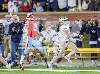 Thumbnail 3 in Holt vs. Webb City - MSHSAA Class 5 Show-Me Bowl photogallery.