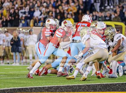 Thumbnail 1 in Holt vs. Webb City - MSHSAA Class 5 Show-Me Bowl photogallery.
