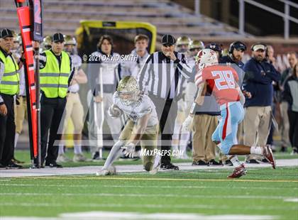 Thumbnail 3 in Holt vs. Webb City - MSHSAA Class 5 Show-Me Bowl photogallery.