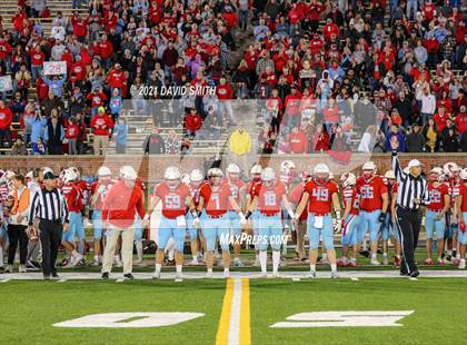 Thumbnail 1 in Holt vs. Webb City - MSHSAA Class 5 Show-Me Bowl photogallery.