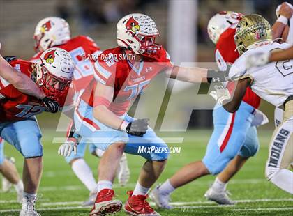 Thumbnail 2 in Holt vs. Webb City - MSHSAA Class 5 Show-Me Bowl photogallery.