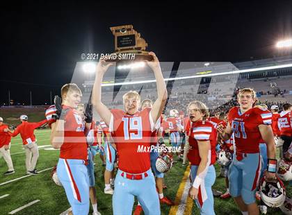 Thumbnail 3 in Holt vs. Webb City - MSHSAA Class 5 Show-Me Bowl photogallery.