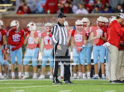 Thumbnail 1 in Holt vs. Webb City - MSHSAA Class 5 Show-Me Bowl photogallery.