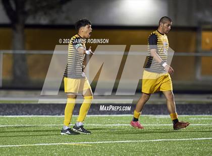 Thumbnail 1 in Englewood vs Choctawhatchee (FHSAA 5A Regional Quaterfinal) photogallery.