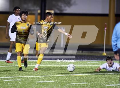 Thumbnail 1 in Englewood vs Choctawhatchee (FHSAA 5A Regional Quaterfinal) photogallery.