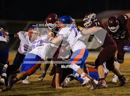 Thumbnail 3 in Baker vs. Vernon (FHSAA 1A Regional Final) photogallery.