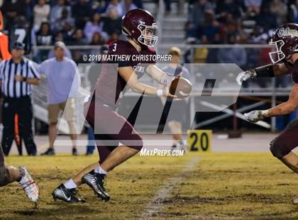 Thumbnail 1 in Baker vs. Vernon (FHSAA 1A Regional Final) photogallery.