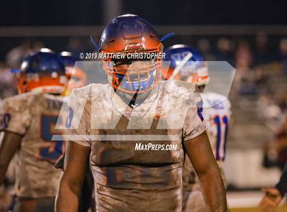 Thumbnail 1 in Baker vs. Vernon (FHSAA 1A Regional Final) photogallery.