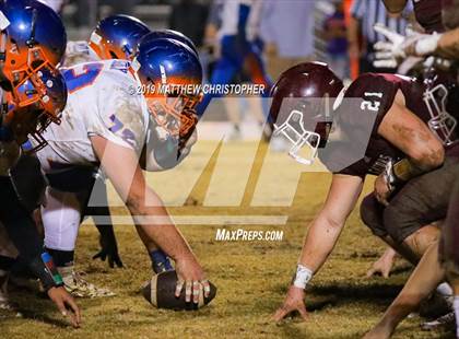 Thumbnail 1 in Baker vs. Vernon (FHSAA 1A Regional Final) photogallery.
