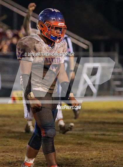 Thumbnail 2 in Baker vs. Vernon (FHSAA 1A Regional Final) photogallery.