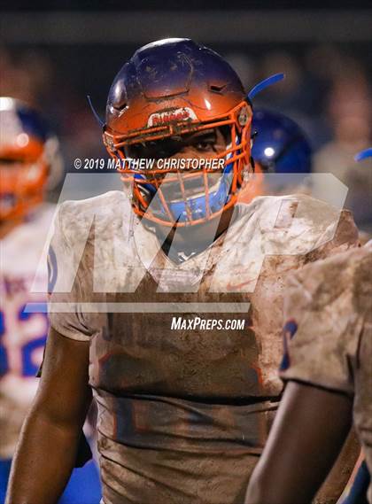 Thumbnail 2 in Baker vs. Vernon (FHSAA 1A Regional Final) photogallery.
