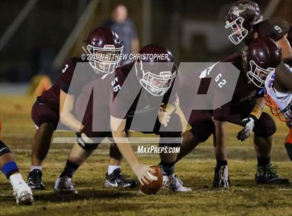 Thumbnail 1 in Baker vs. Vernon (FHSAA 1A Regional Final) photogallery.