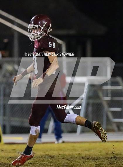 Thumbnail 2 in Baker vs. Vernon (FHSAA 1A Regional Final) photogallery.
