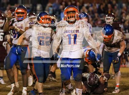 Thumbnail 2 in Baker vs. Vernon (FHSAA 1A Regional Final) photogallery.