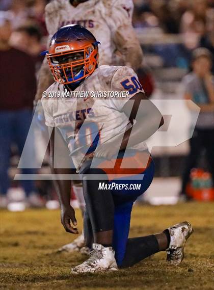 Thumbnail 1 in Baker vs. Vernon (FHSAA 1A Regional Final) photogallery.