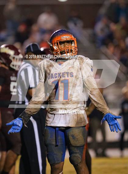 Thumbnail 2 in Baker vs. Vernon (FHSAA 1A Regional Final) photogallery.