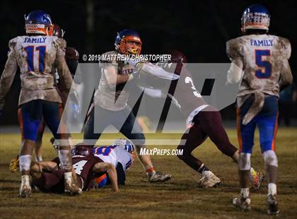 Thumbnail 1 in Baker vs. Vernon (FHSAA 1A Regional Final) photogallery.