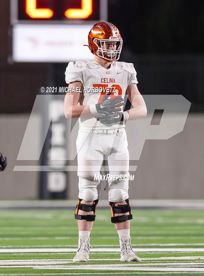 Thumbnail 3 in Gilmer vs. Celina (UIL 4A Regional SemiFinal) photogallery.