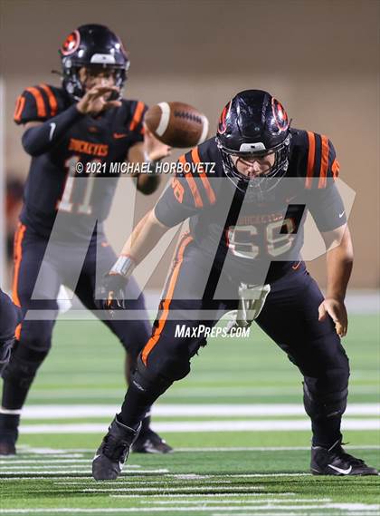 Thumbnail 1 in Gilmer vs. Celina (UIL 4A Regional SemiFinal) photogallery.