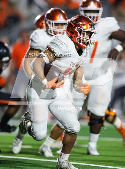 Thumbnail 2 in Gilmer vs. Celina (UIL 4A Regional SemiFinal) photogallery.