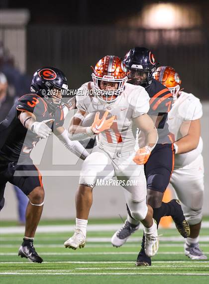 Thumbnail 2 in Gilmer vs. Celina (UIL 4A Regional SemiFinal) photogallery.