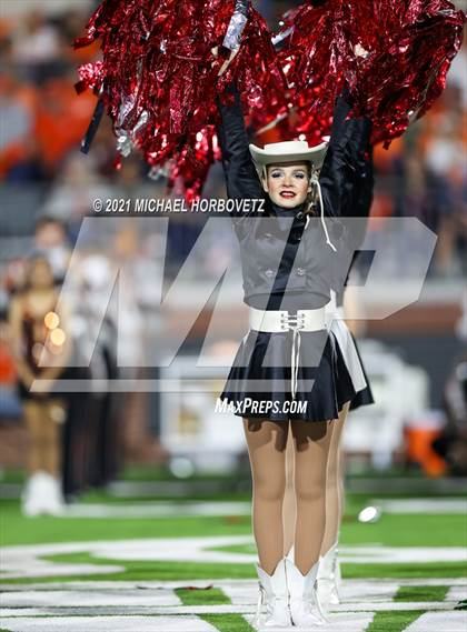 Thumbnail 3 in Gilmer vs. Celina (UIL 4A Regional SemiFinal) photogallery.