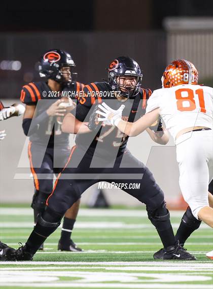 Thumbnail 2 in Gilmer vs. Celina (UIL 4A Regional SemiFinal) photogallery.