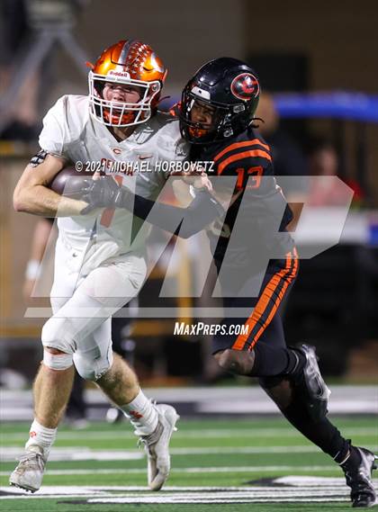 Thumbnail 1 in Gilmer vs. Celina (UIL 4A Regional SemiFinal) photogallery.