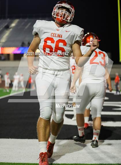 Thumbnail 2 in Gilmer vs. Celina (UIL 4A Regional SemiFinal) photogallery.