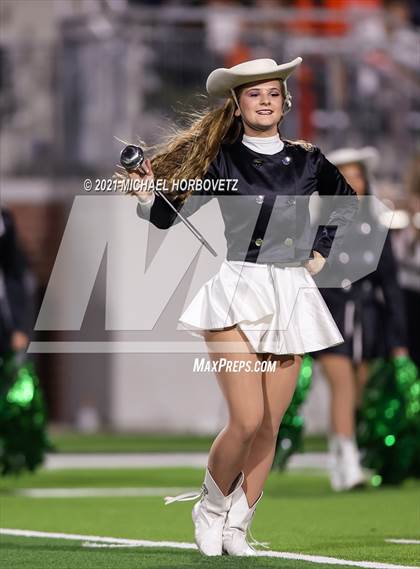 Thumbnail 2 in Gilmer vs. Celina (UIL 4A Regional SemiFinal) photogallery.