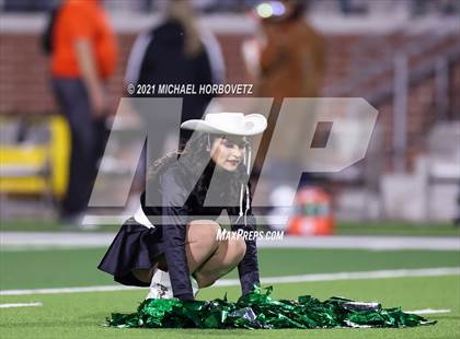 Thumbnail 3 in Gilmer vs. Celina (UIL 4A Regional SemiFinal) photogallery.