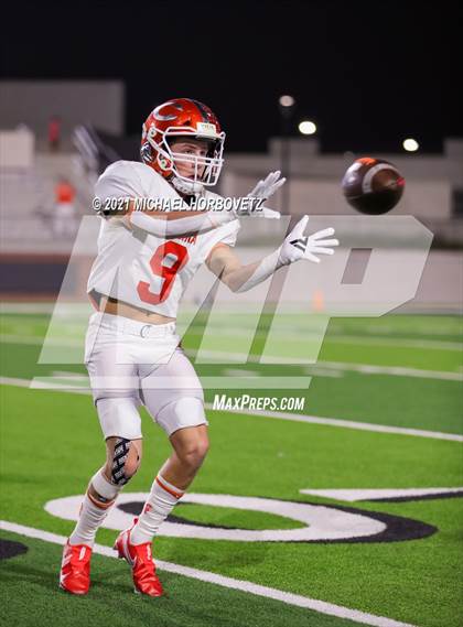 Thumbnail 2 in Gilmer vs. Celina (UIL 4A Regional SemiFinal) photogallery.