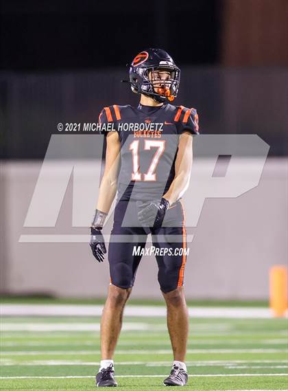 Thumbnail 3 in Gilmer vs. Celina (UIL 4A Regional SemiFinal) photogallery.