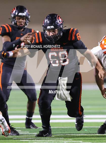 Thumbnail 2 in Gilmer vs. Celina (UIL 4A Regional SemiFinal) photogallery.