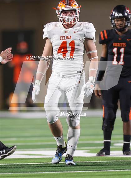 Thumbnail 1 in Gilmer vs. Celina (UIL 4A Regional SemiFinal) photogallery.