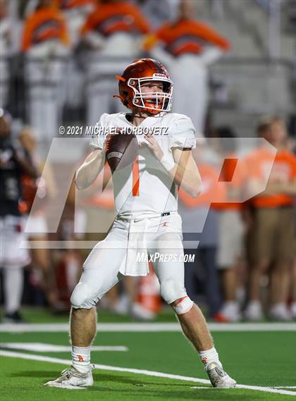 Thumbnail 1 in Gilmer vs. Celina (UIL 4A Regional SemiFinal) photogallery.