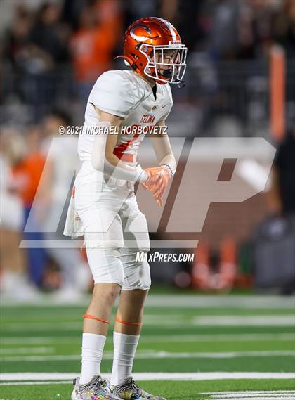 Thumbnail 2 in Gilmer vs. Celina (UIL 4A Regional SemiFinal) photogallery.