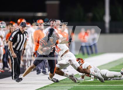 Thumbnail 2 in Gilmer vs. Celina (UIL 4A Regional SemiFinal) photogallery.