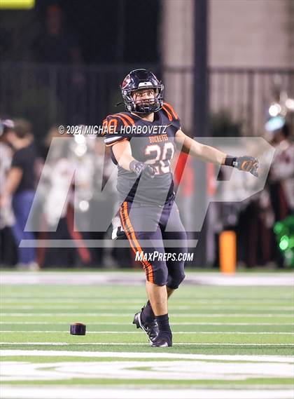 Thumbnail 2 in Gilmer vs. Celina (UIL 4A Regional SemiFinal) photogallery.