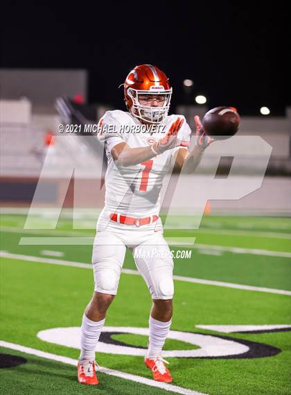 Thumbnail 1 in Gilmer vs. Celina (UIL 4A Regional SemiFinal) photogallery.