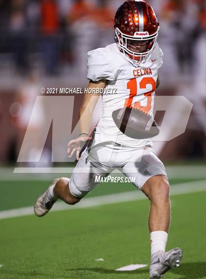 Thumbnail 1 in Gilmer vs. Celina (UIL 4A Regional SemiFinal) photogallery.