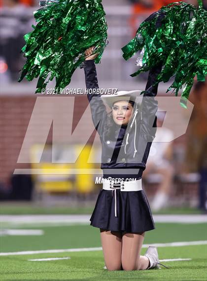 Thumbnail 2 in Gilmer vs. Celina (UIL 4A Regional SemiFinal) photogallery.